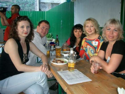 11 В. 2 шк. выпуск 92 года.Ульянкина.Вострокнутов.Баязитова.Галактионова.Коломеец