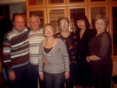 Витя Чепков, Коля Окружнов, Валя Жданова, Таня Шимкевич, Лена Гапонова, Ира Безгласная. 