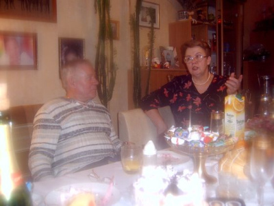 Коля Окружнов и Танюшка Шимкевич -праздничное застолье!