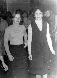 Осенний бал 1982 год - девочки 9А выпуск 1984 г