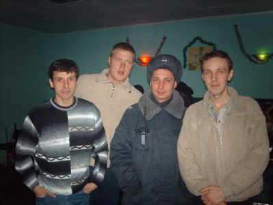 Моя милиция меня бережёт )))