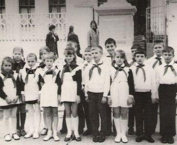 3 А класс. 1974 год. прием в пионеры