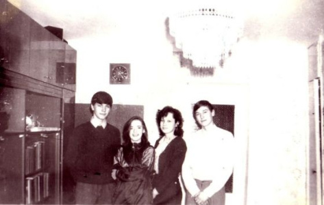 Лёша Гунбин, Лена Денисенко, Карепова Анна